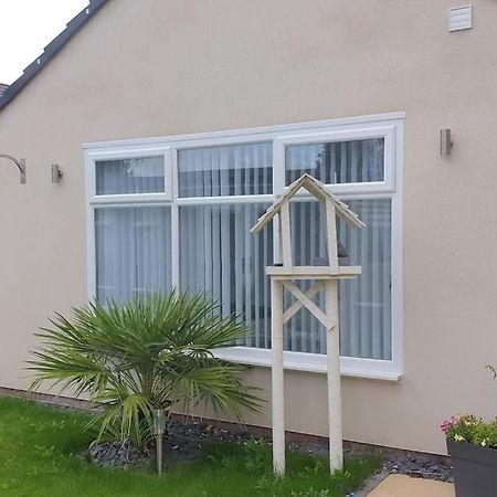 וויראל Near Liverpool Double Bedroom Hideaway מראה חיצוני תמונה